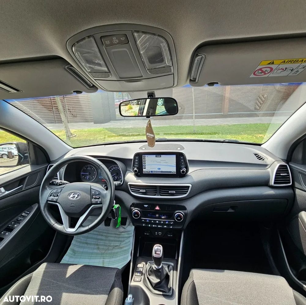 Hyundai Tucson 1.6 CRDi 4WD 6MT Premium - 8