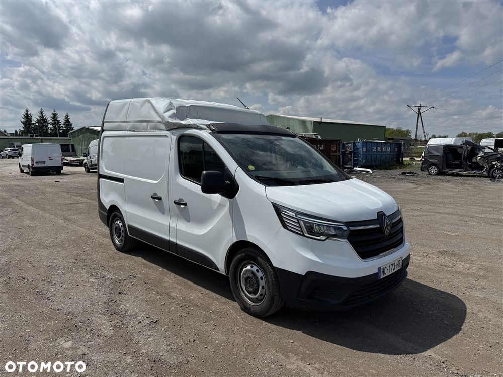 Renault TRAFIC - 2