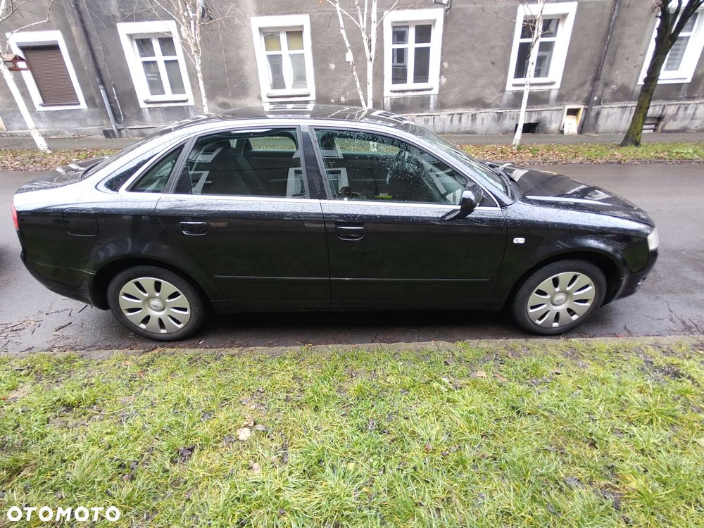 Audi A4 Limousine - 2