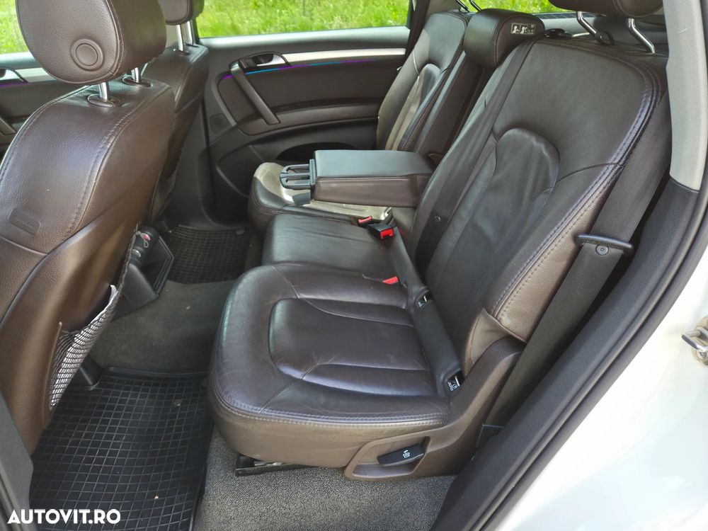 Audi Q7 - 11