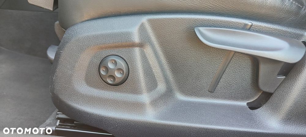 Audi Q3 2.0 TDI design - 21