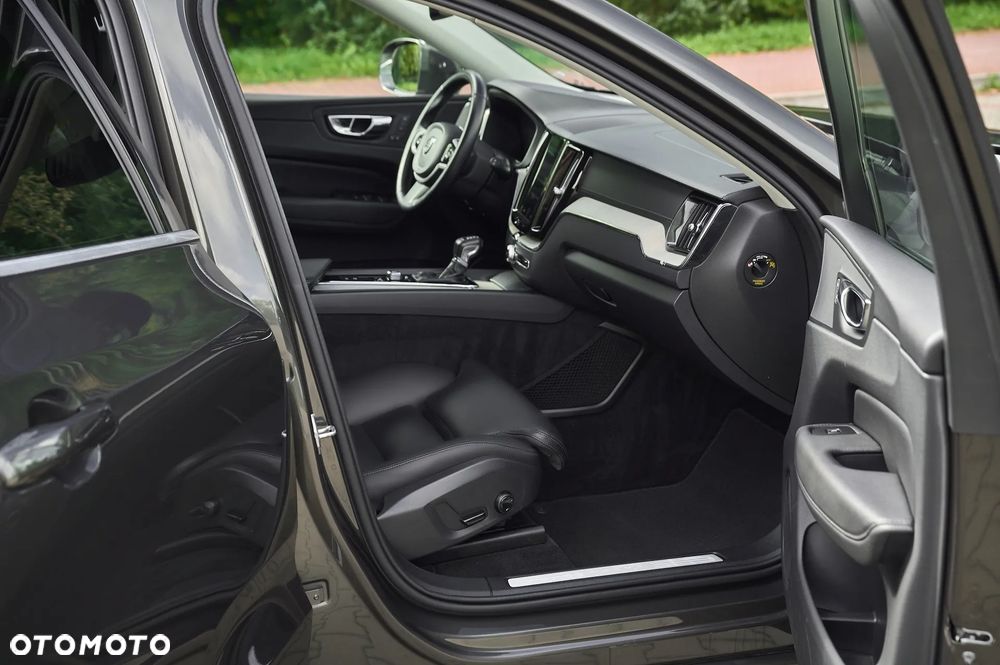 Volvo XC 60 D4 Inscription - 21