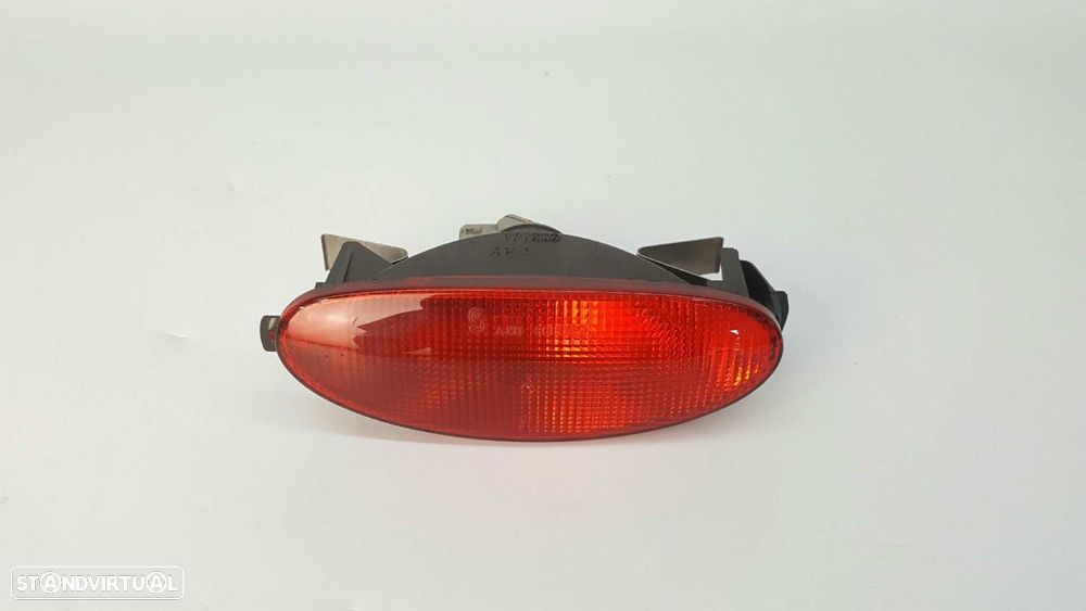 FAROLIM TRASEIRO CENTRAL PEUGEOT 206 BERLINA XR - 1