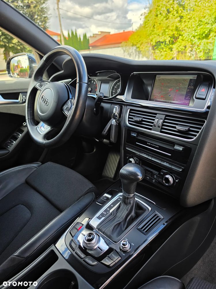 Audi A4 Avant - 27