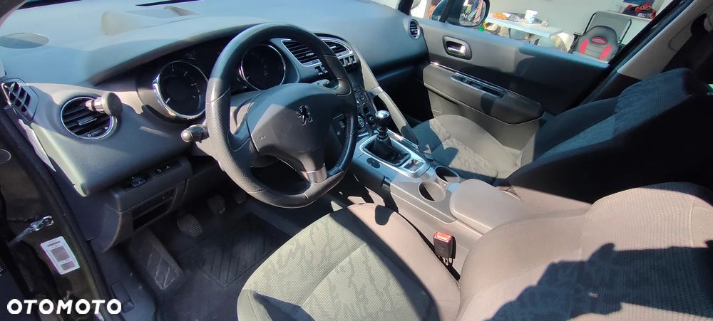 Peugeot 3008 1.6 Premium+ - 8