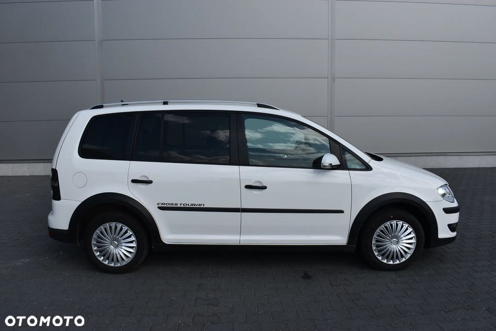 Volkswagen Touran 1.4 TSI Cross - 19