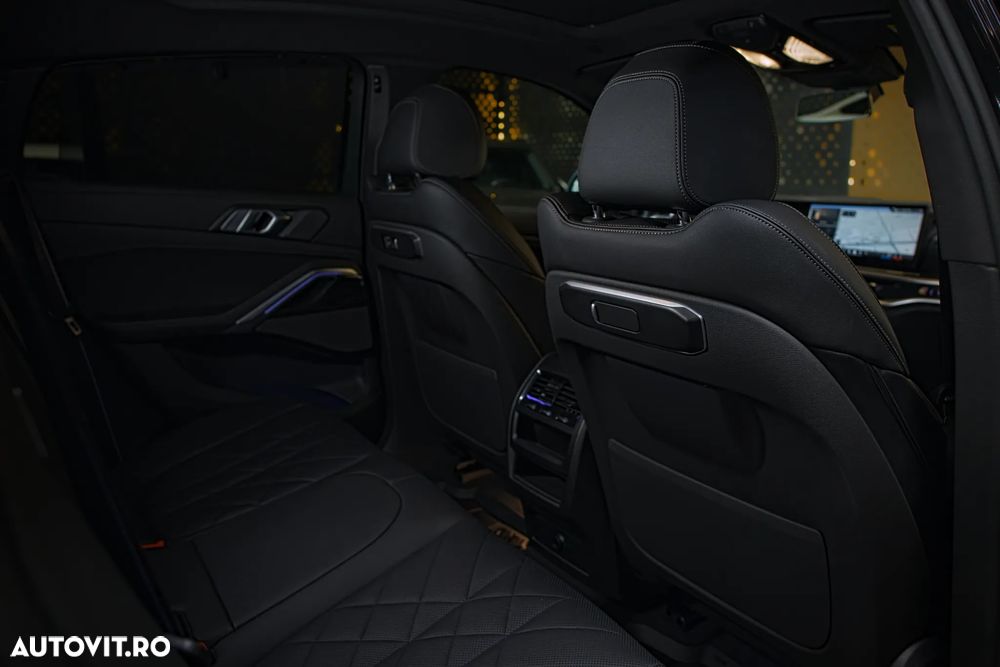 BMW X6 xDrive40i AT MHEV - 18