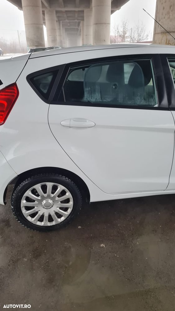 Ford Fiesta - 16