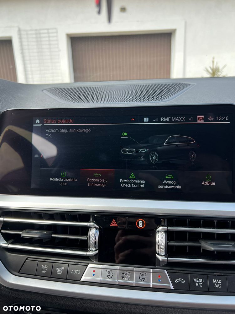 BMW Seria 3 320d Sport Line - 22