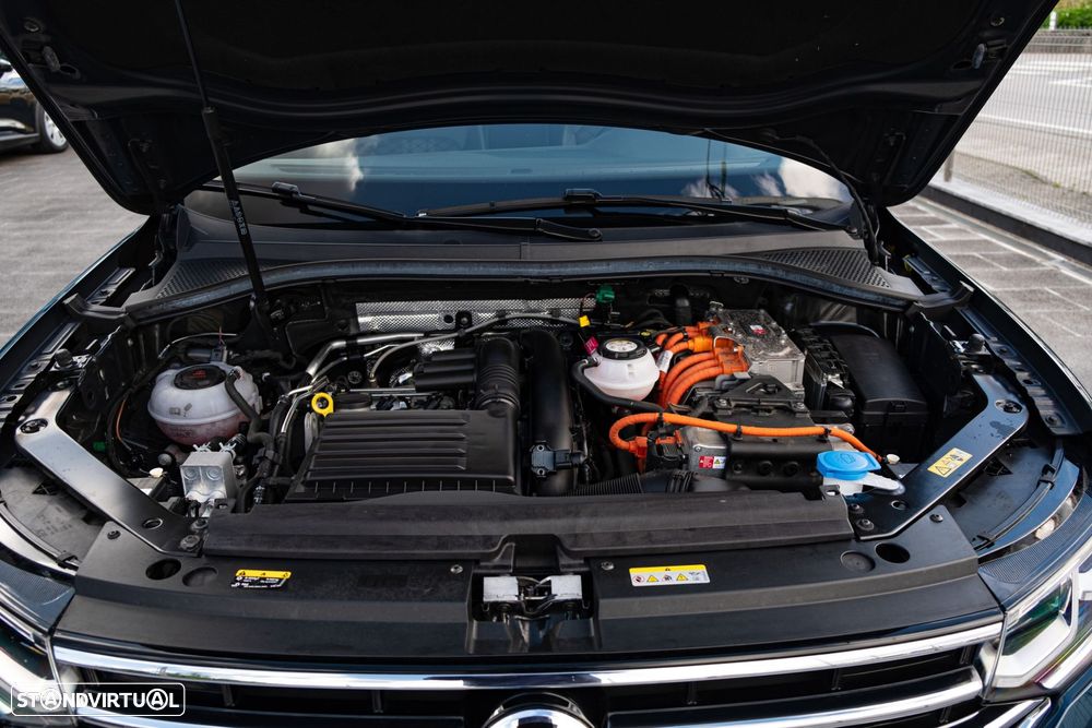 VW Tiguan 1.4 TSI eHybrid R-Line DSG - 49
