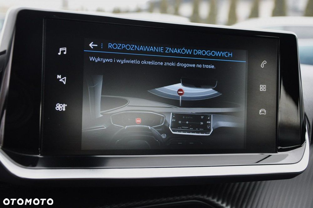 Peugeot 2008 PureTech 100 Active S&S BVM6 - 24