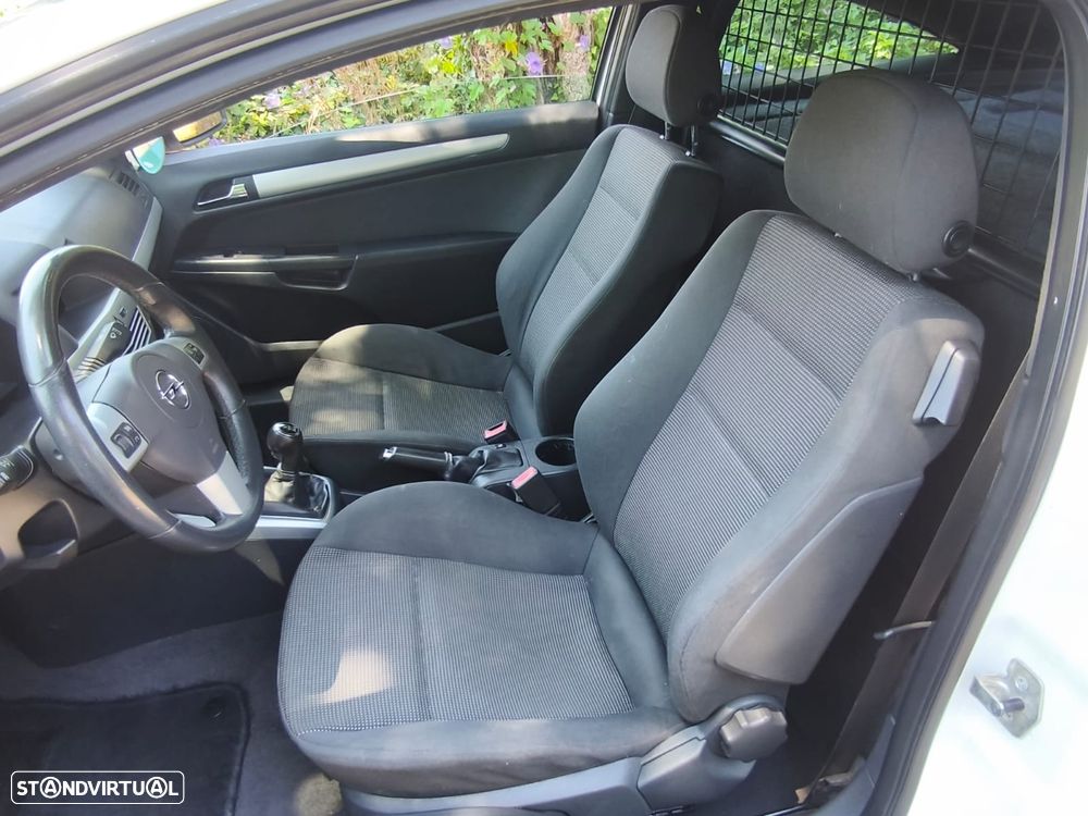 Opel Astra GTC 1.3 CDTI - 8