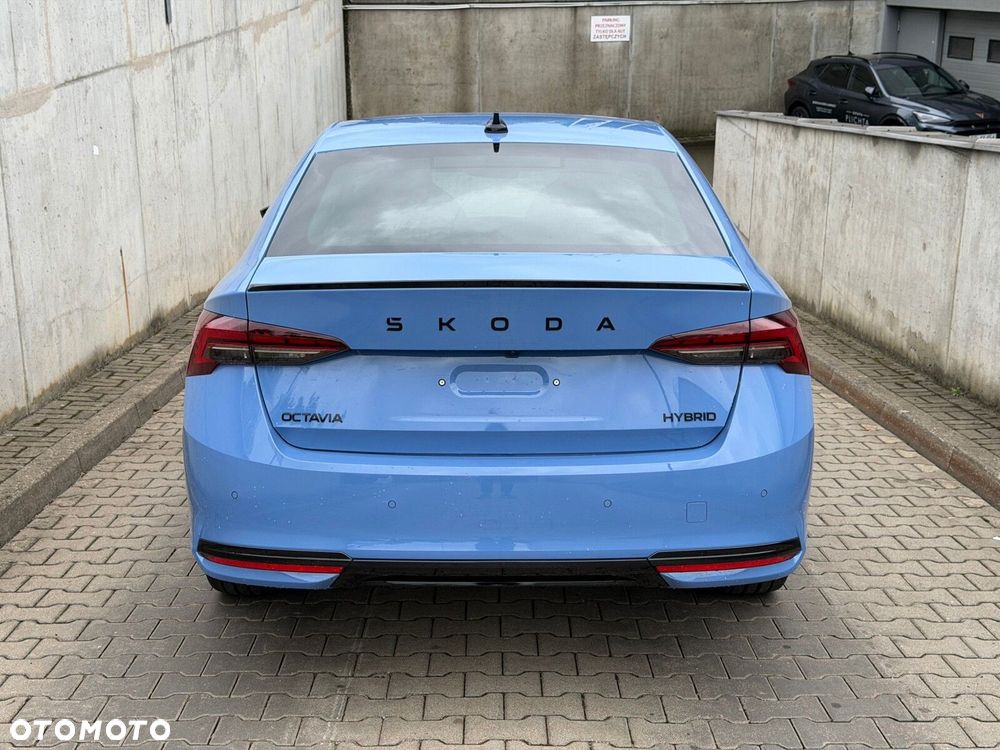 Skoda Octavia 1.5 TSI mHEV Sportline DSG - 7
