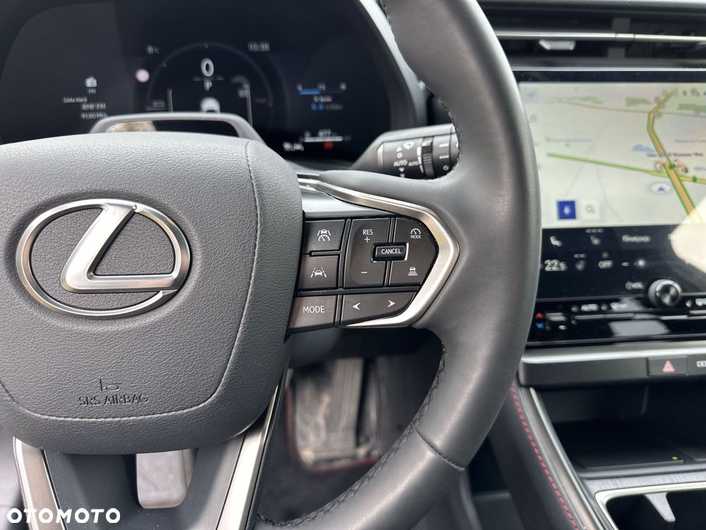 Lexus LBX 1.5 Hybrid Emotion - 13