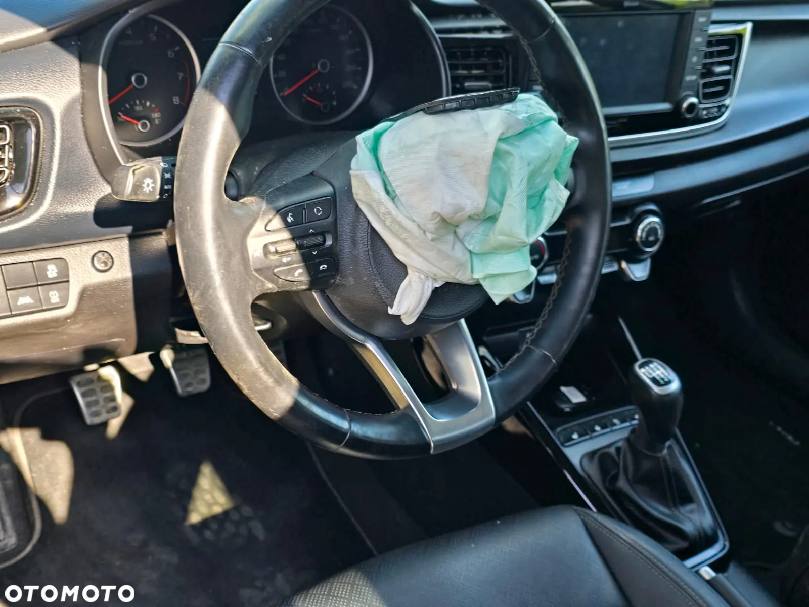 Kia Rio 1.0 T-GDI 120 Platinum Edition - 12