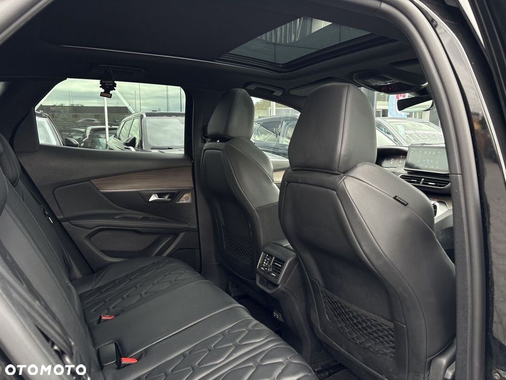Peugeot 3008 1.6 PureTech GT Pack S&S EAT8 - 26