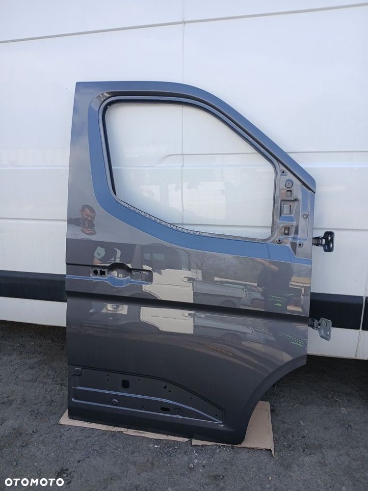 Drzwi prawe przednie Renault Master IV V od 2024roku w kolor - 3