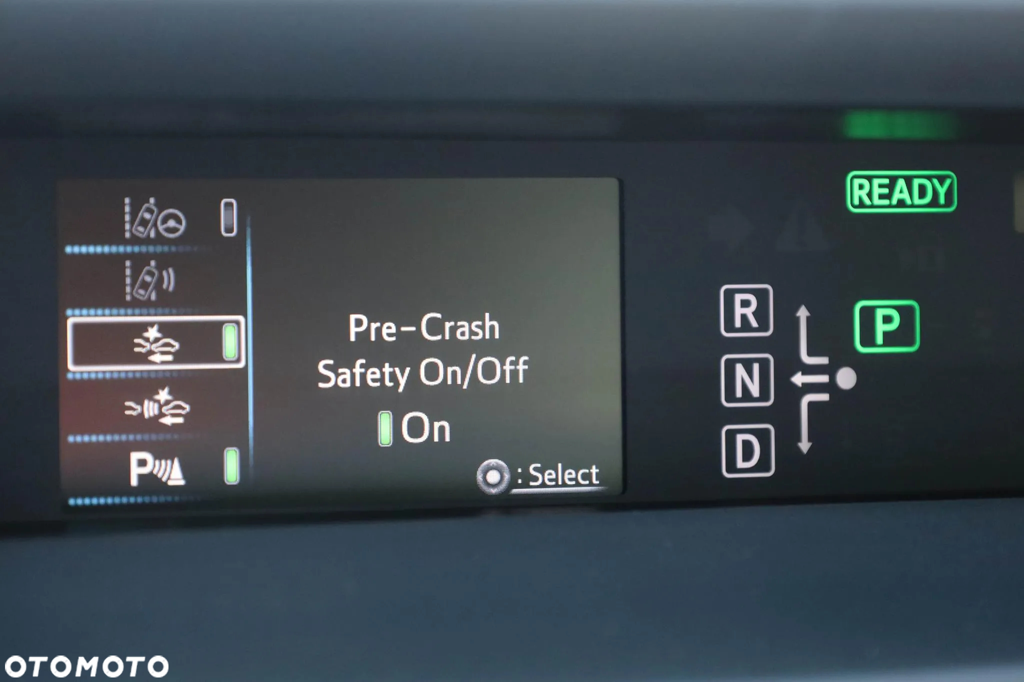 Toyota Prius 1.8 Hybrid Premium - 17