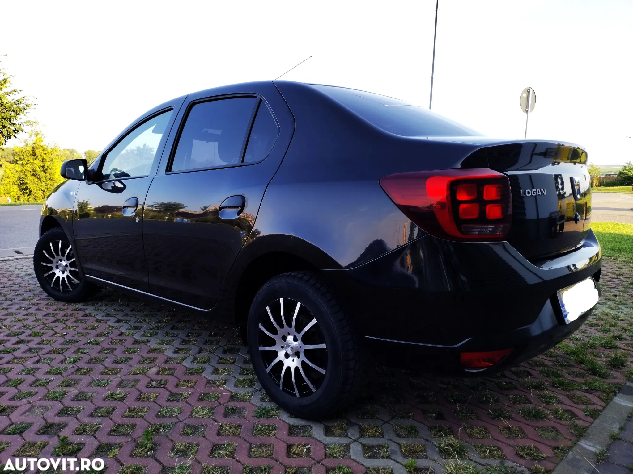 Dacia Logan 0.9 TCe GPL SL PLUS - 10