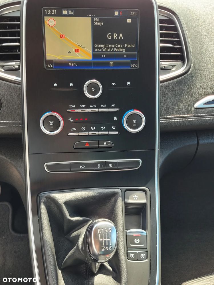 Renault Scenic ENERGY TCe 130 INTENS - 28