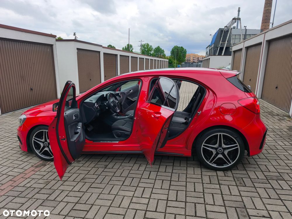Mercedes-Benz Klasa A 180 (BlueEFFICIENCY) 7G-DCT AMG Sport - 24