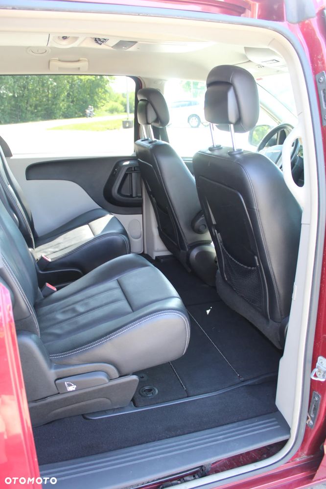 Chrysler Town & Country 3.6 Touring - 14
