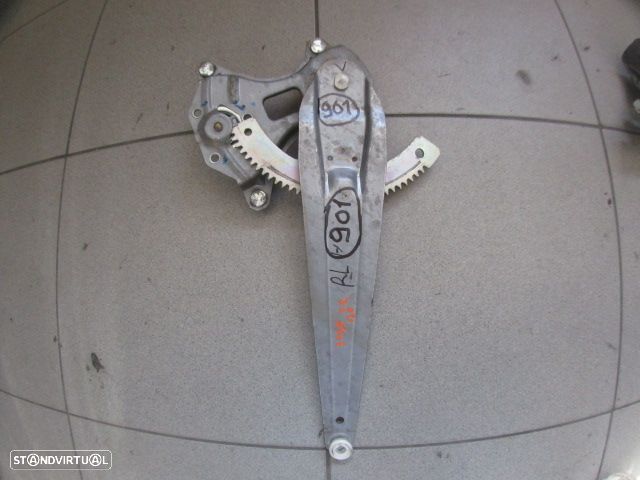 Elevador Manual Elevm901 HYUNDAI  I20 FASE 2 2013 1.1CRDI 75CV 5P BRANCO TE - 2