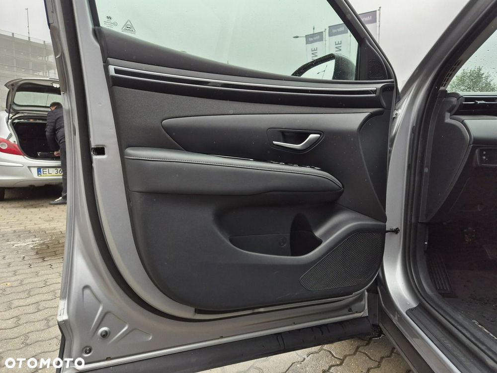 Hyundai Tucson 1.6 T-GDi HEV Smart 2WD - 11