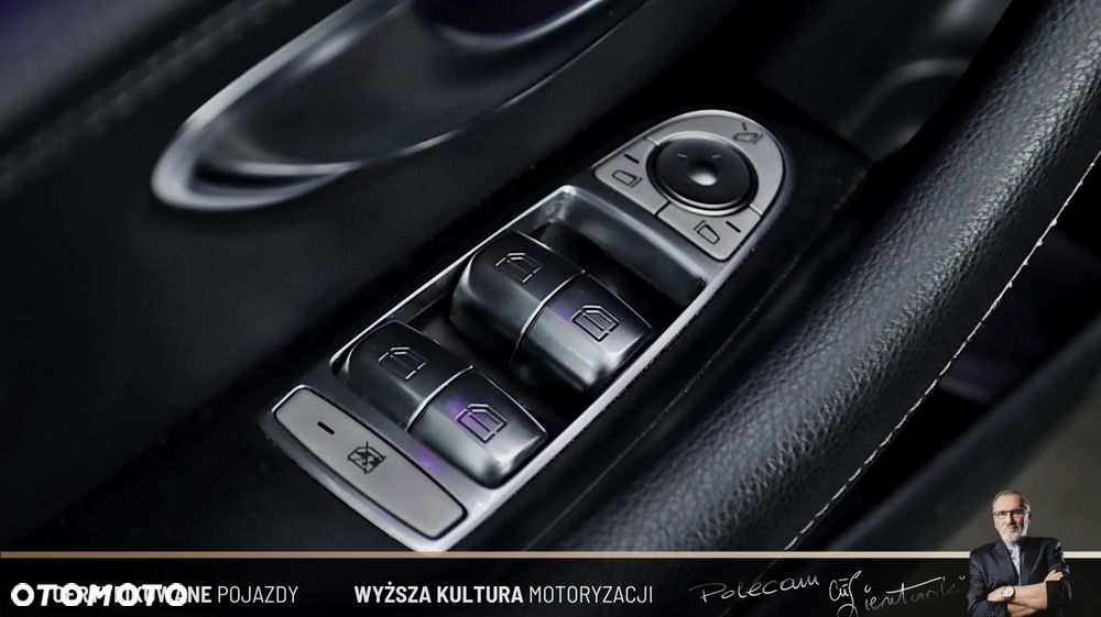 Mercedes-Benz Klasa E 220 d 4-Matic 9G-TRONIC - 26