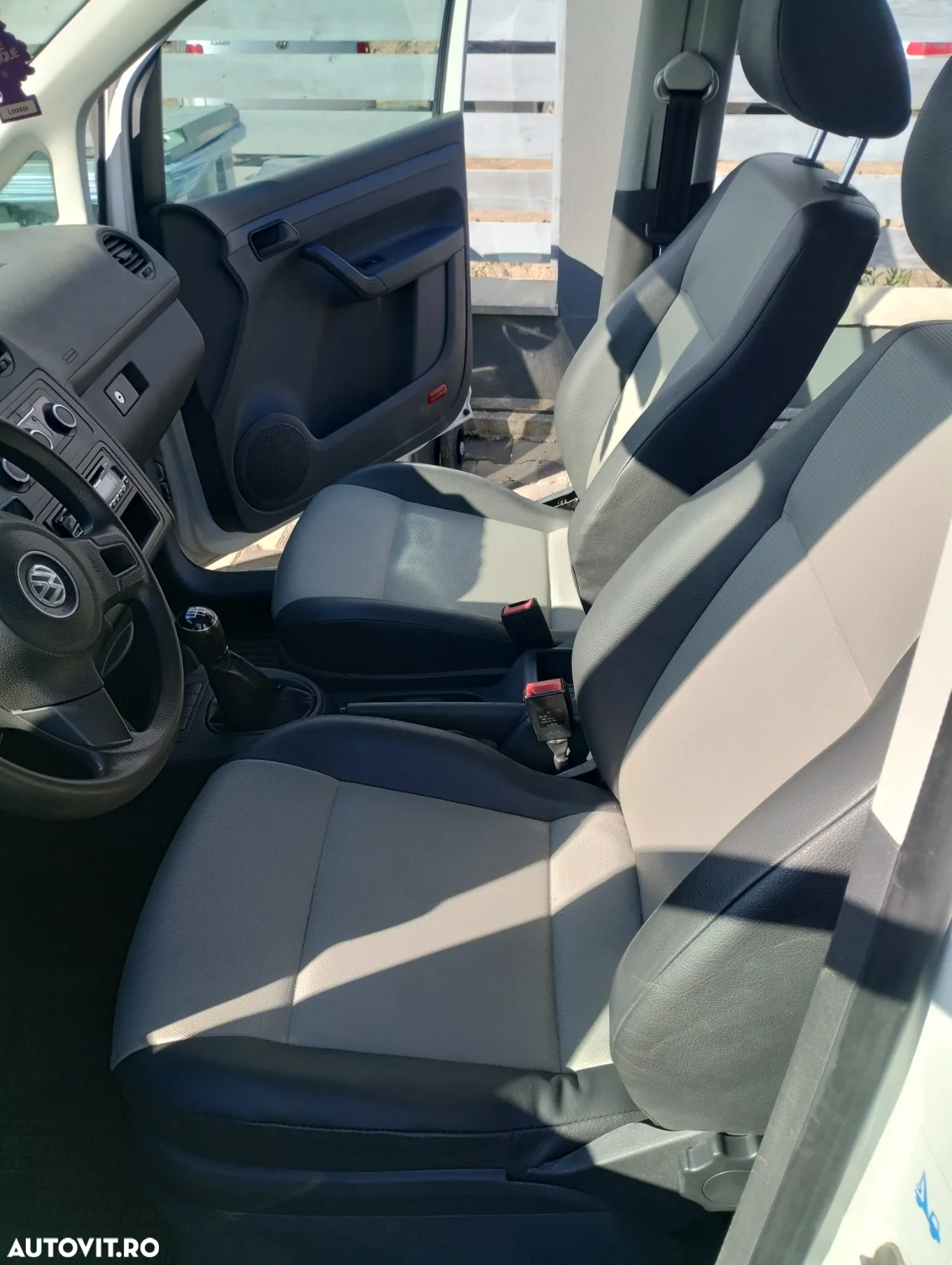 Volkswagen Caddy 1.6 TDI - 8