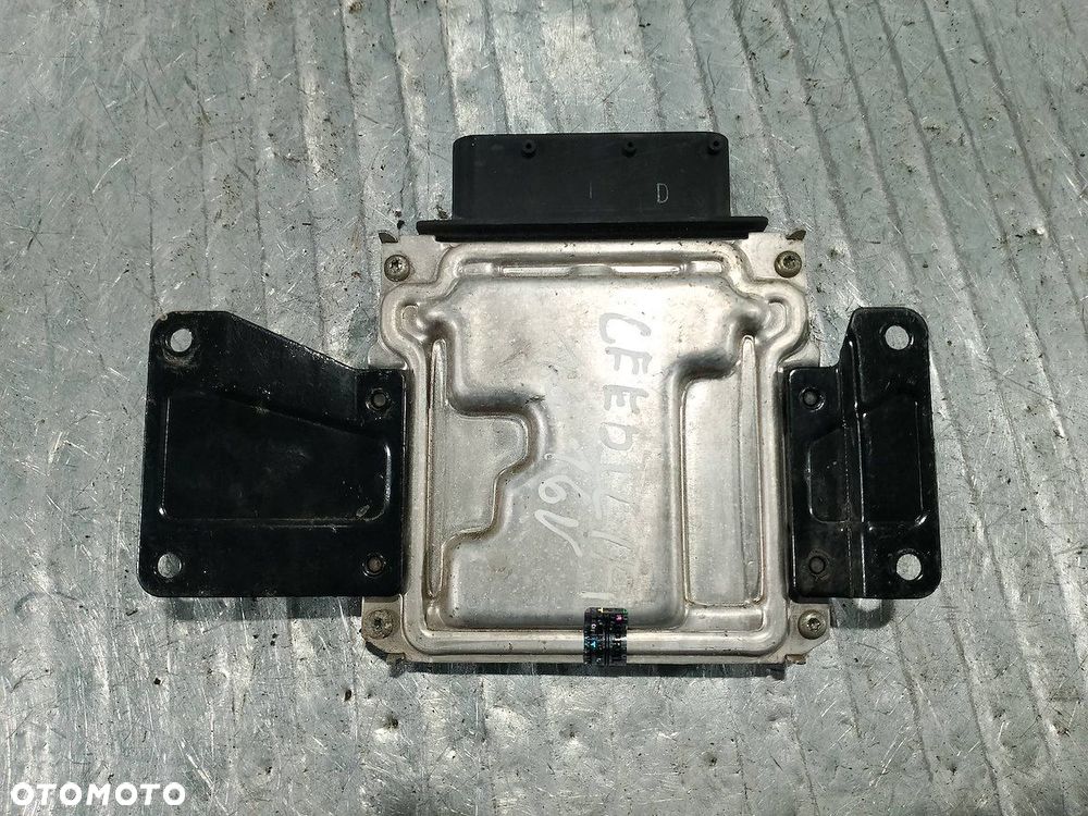 KOMPUTER, STEROWNIK KIA CEE'D I 39119-2B260 1.4 16V - 2