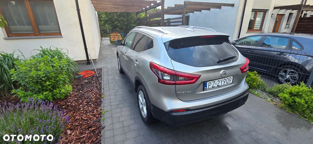 Nissan Qashqai 1.2 DIG-T Xtronic ACENTA - 8