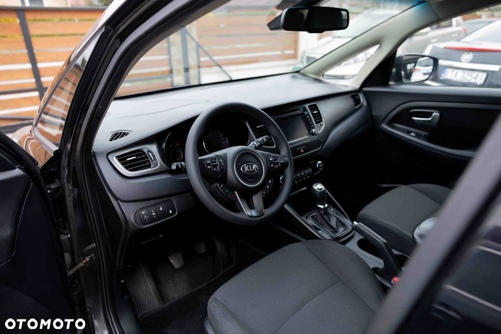 Kia Carens 1.7 CRDi XL 7os - 26