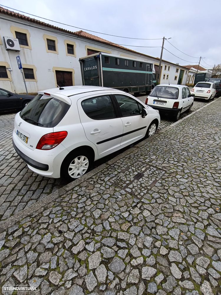 Peugeot 207 1.4 16V Active - 2