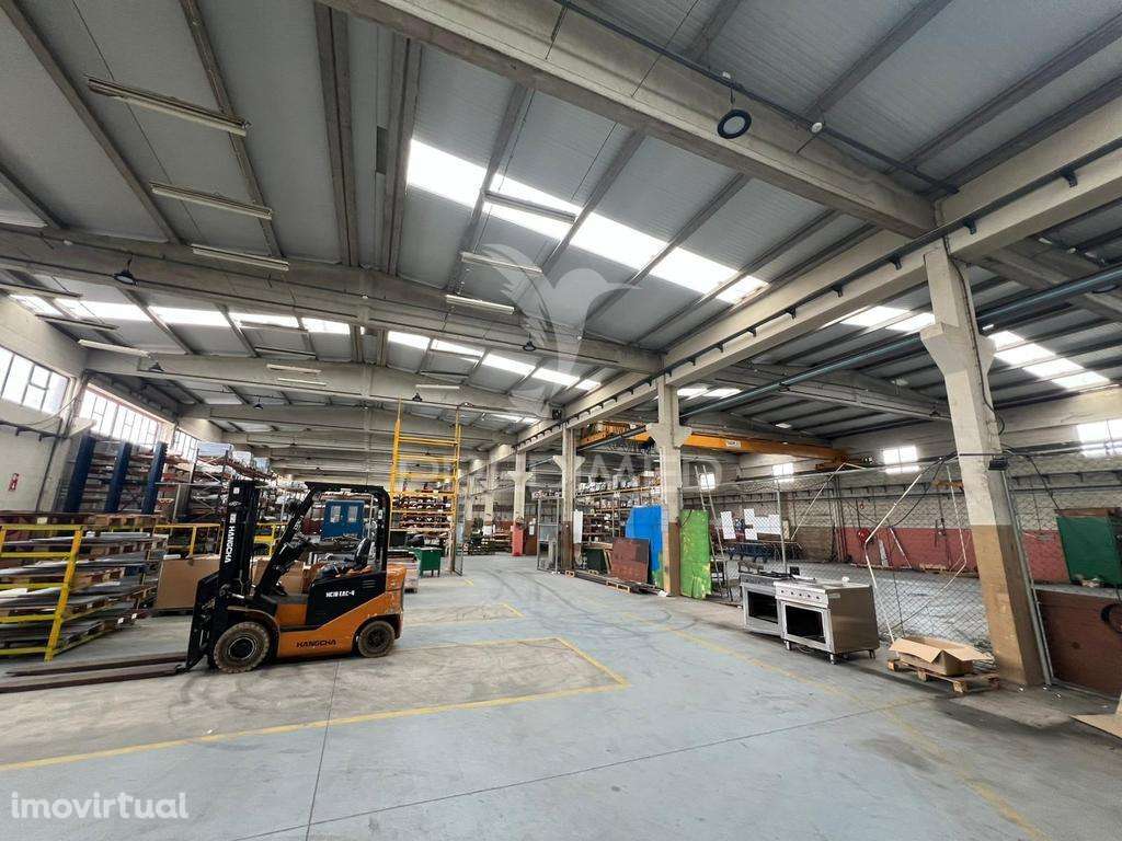 Venda Armazém industrial com logradouro, Queluz Oeiras - Grande imagem: 3/8