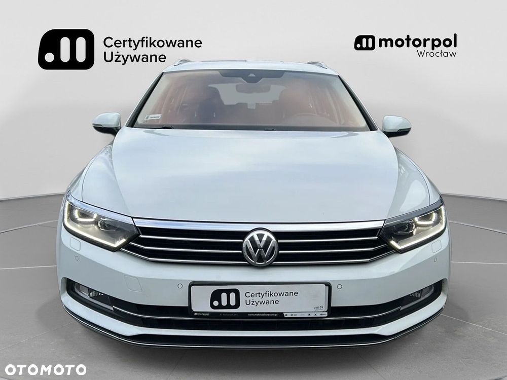 Volkswagen Passat - 10