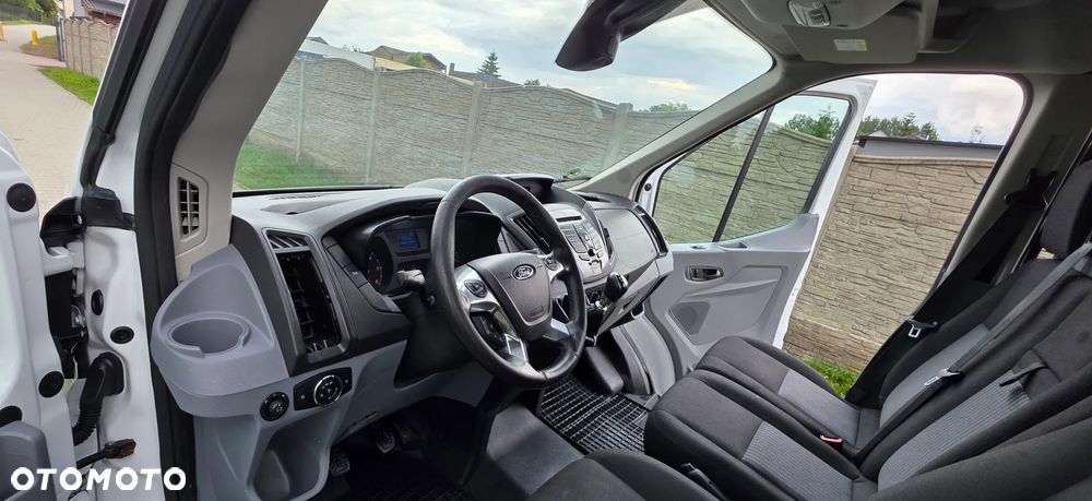 Ford Transit - 24