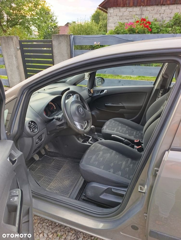 Opel Corsa 1.2 16V Enjoy - 15