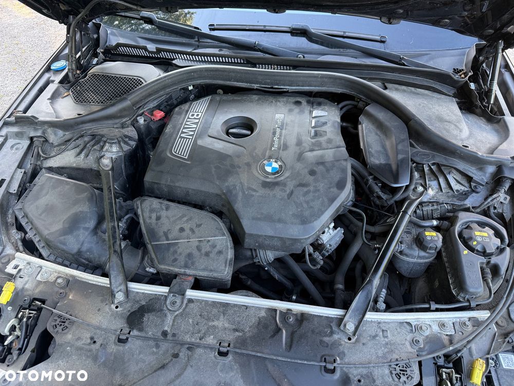 BMW Seria 5 530i GPF xDrive - 16