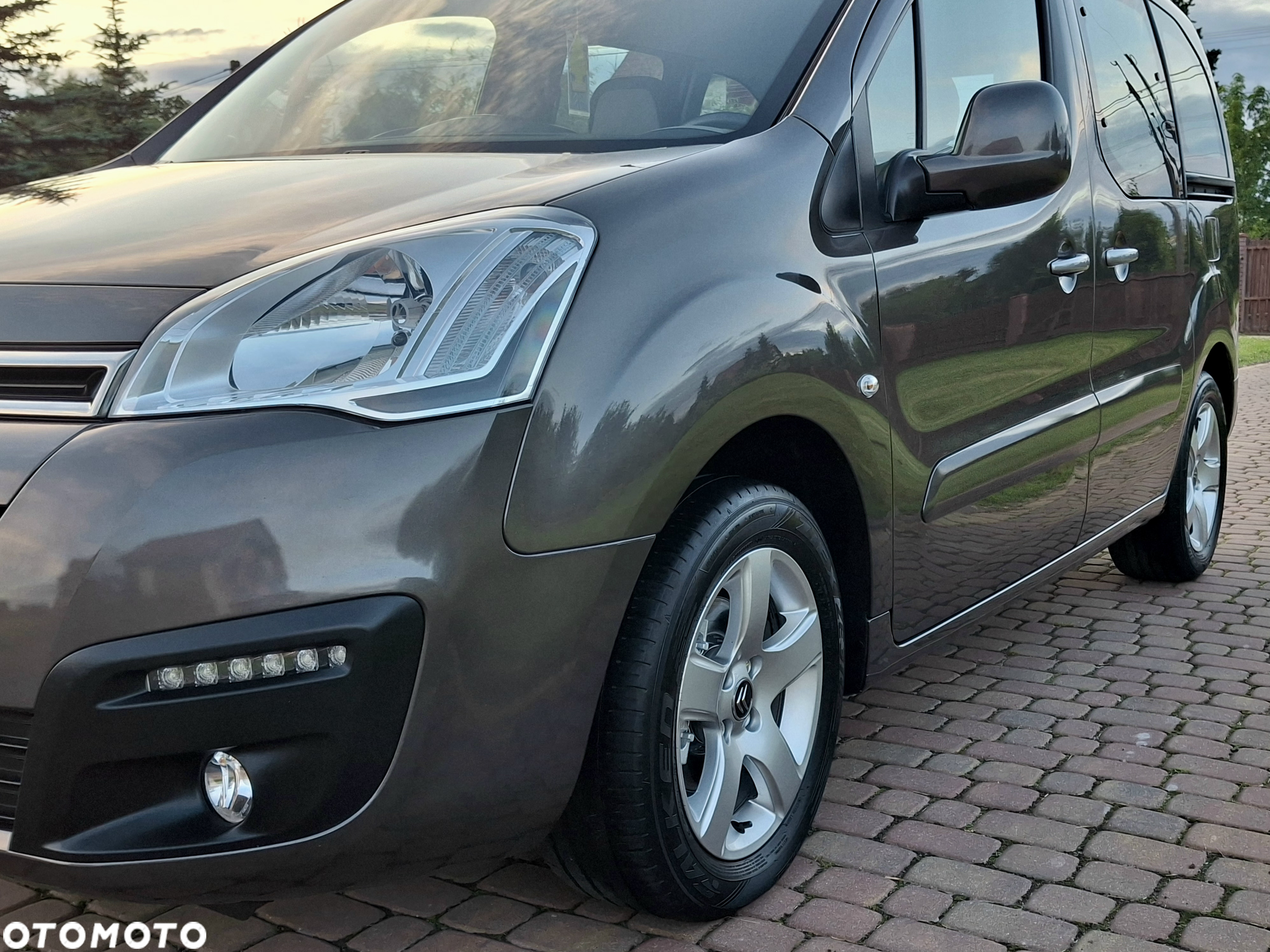 Citroën Berlingo Multispace BlueHDi 100 FEEL - 11