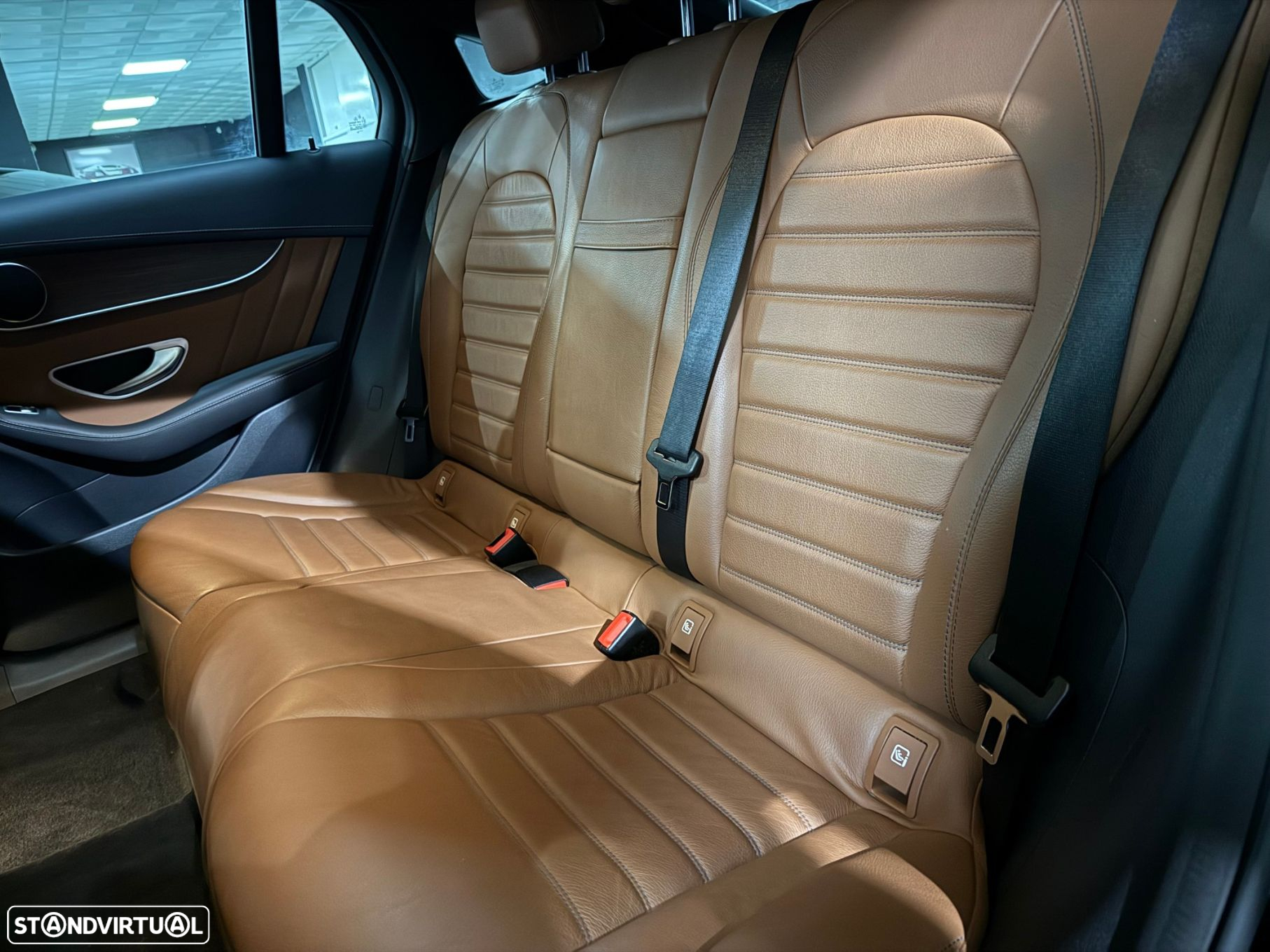 Mercedes-Benz GLC 300 - 16
