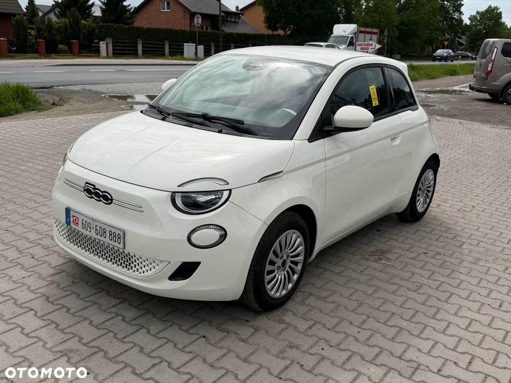 Fiat 500e - 1