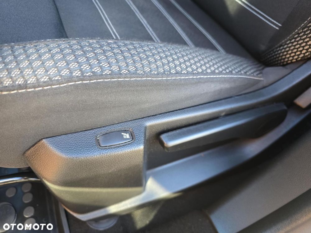 Dacia Duster 1.6 SCe Comfort - 22