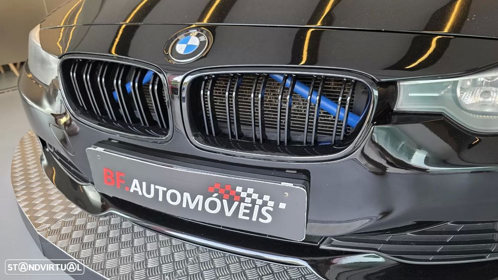 BMW 318 d Touring Aut. Sport Line - 27