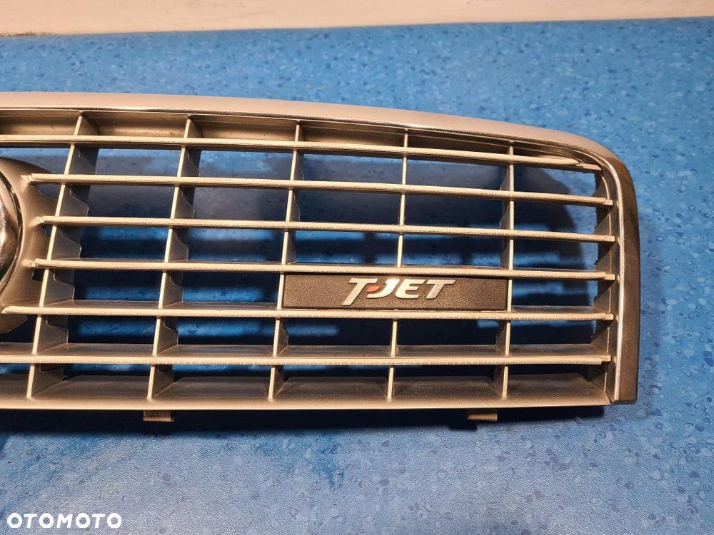 FIAT LINEA ATRAPA / GRILL 487 - 4