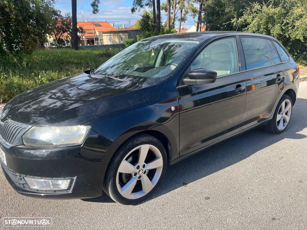 Skoda Rapid Spaceback 1.6 TDi Elegance - 2