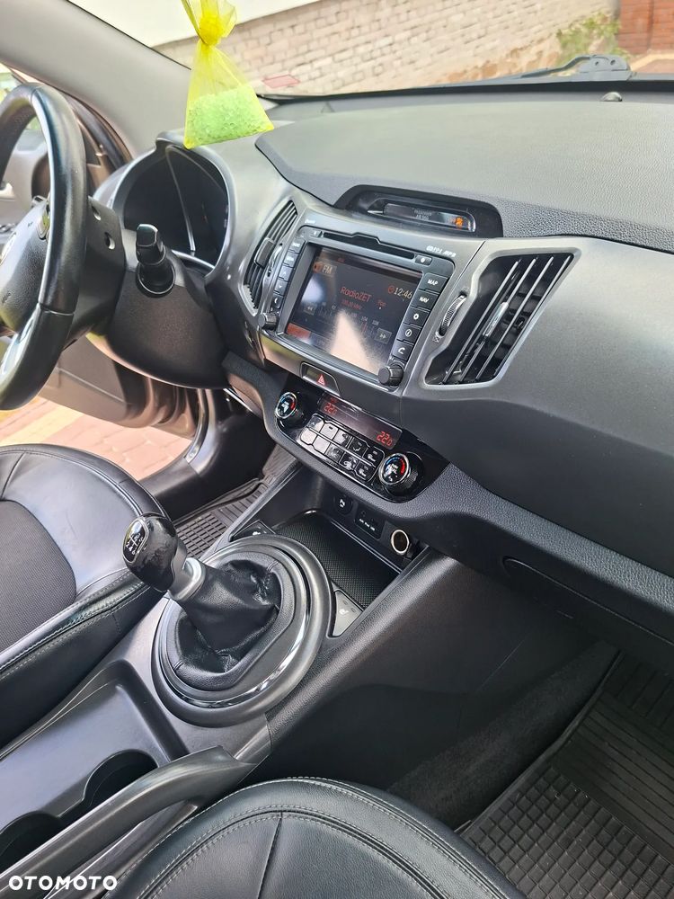 Kia Sportage 1.7 CRDI 2WD Spirit - 12