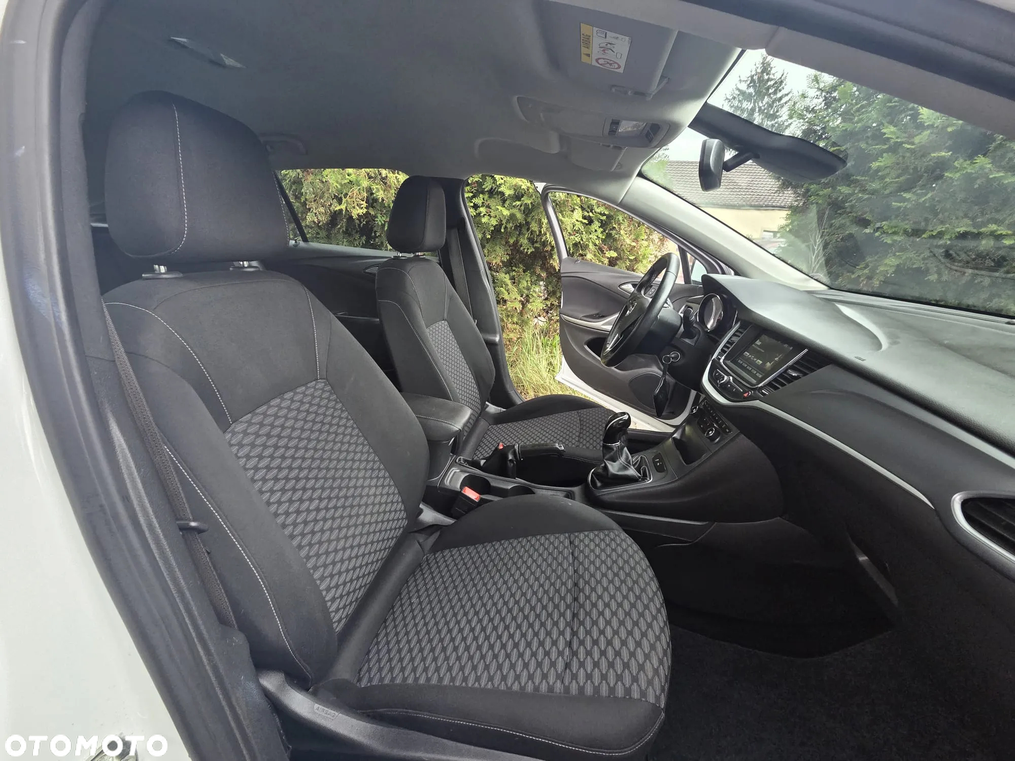 Opel Astra 1.4 Turbo Start/Stop Edition - 33