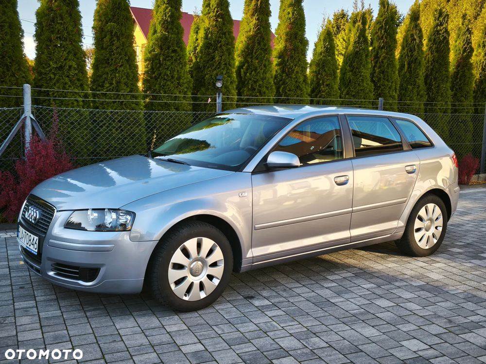 Audi A3 Sportback - 3