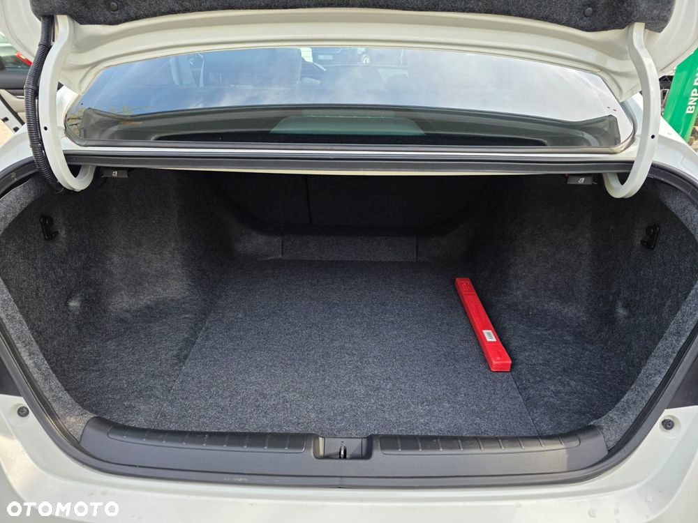 Honda Accord 2.4 S - 13